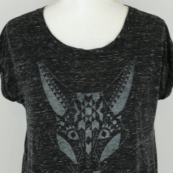 Hollister Juniors XS Black White Graphic Scoop Neck Vented Short Sleeve Tee - Picture 2 of 7